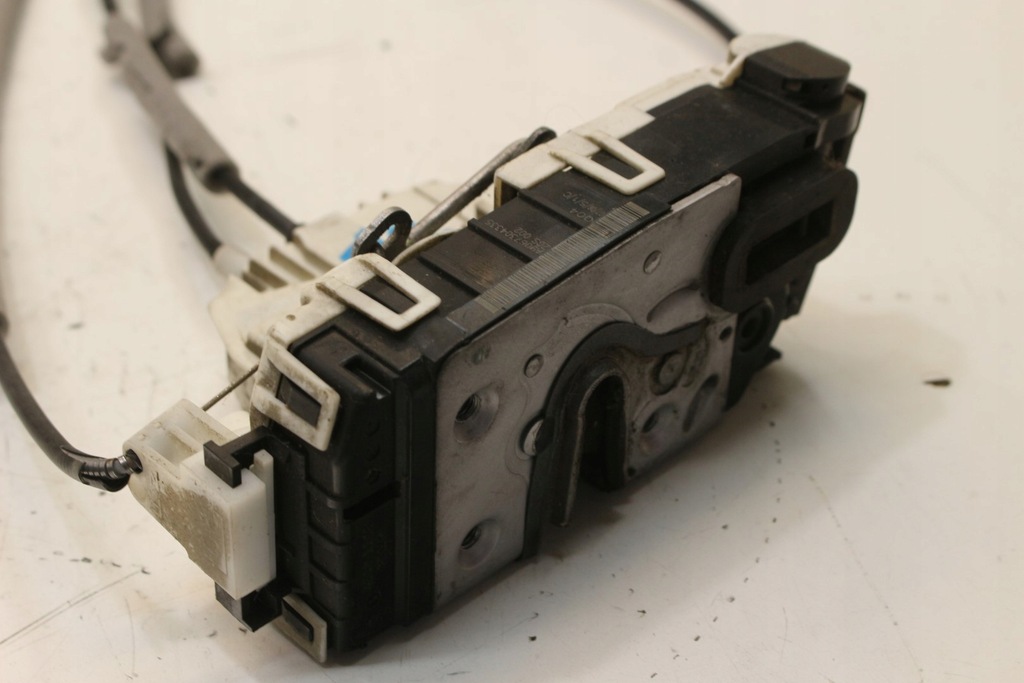 фото №7, Замок дверь раздвижных правых 9067304335 mercedes sprinter 906