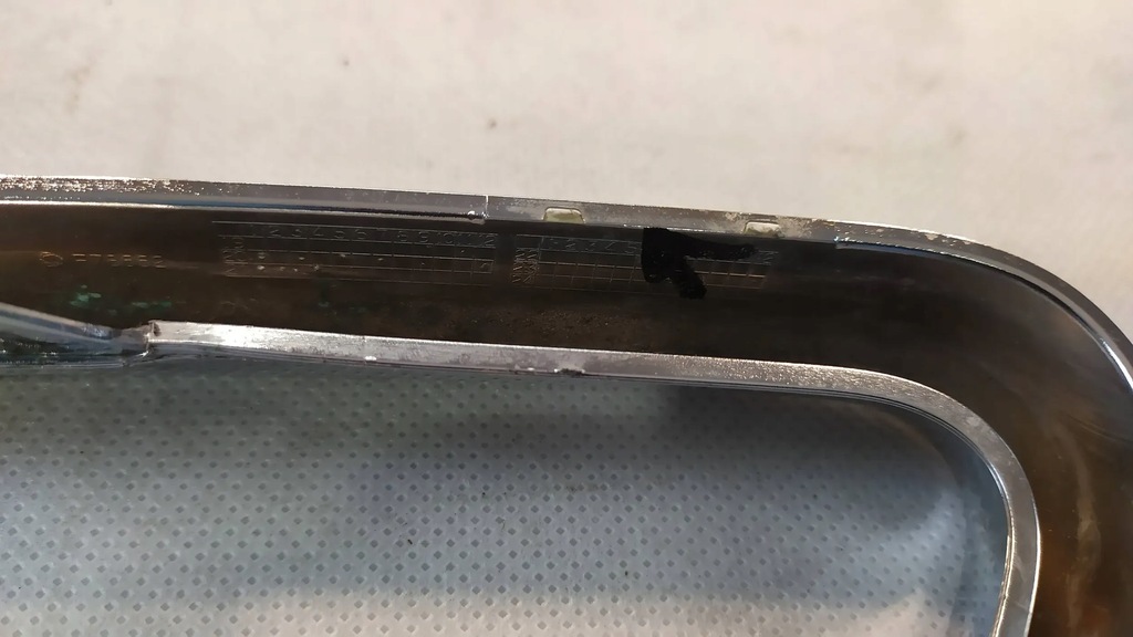 фото №6, Рамка правий хром вихлоп mercedes w206