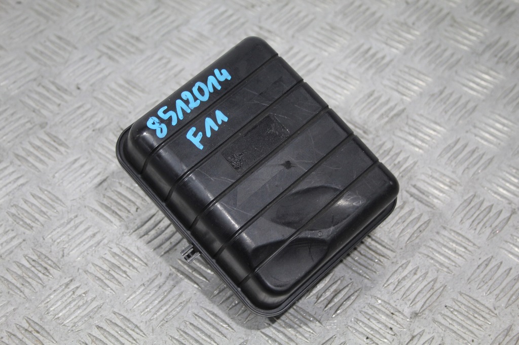 фото №1, Резонатор повітря bmw 5 f10 f11 8512014