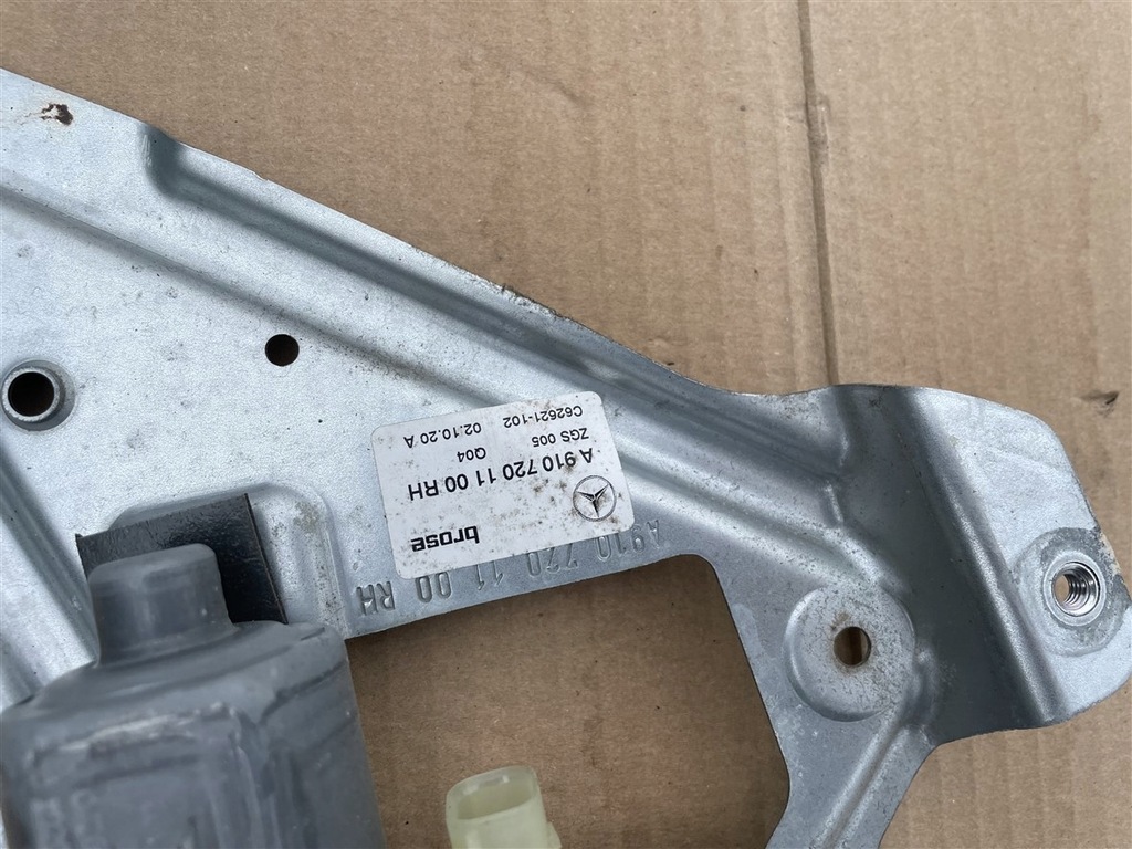 фото №5, Механизм подъемник стекло дверь перед правый sprinter w907 w 907 w 910 w910