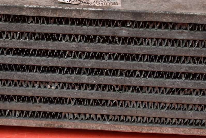 Радиатор интеркулер a1695000000 mercedes a-klasa w169 2.0 cdi 82 km 04-08 Доставка