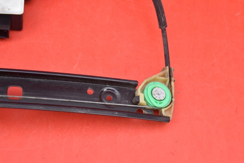 фото №9, Підйомник скло правий задня skoda octavia iii hb 14r