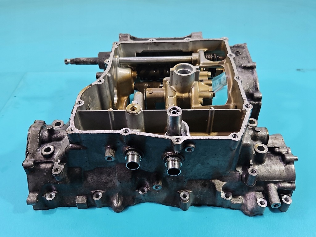 фото №10, Блок двигателя картер cb600 hornet 98-03 0.6b pc34