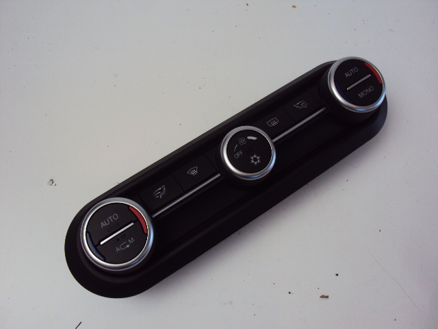 фото №1, Панель кондиционера alfa romeo giulia 2015-