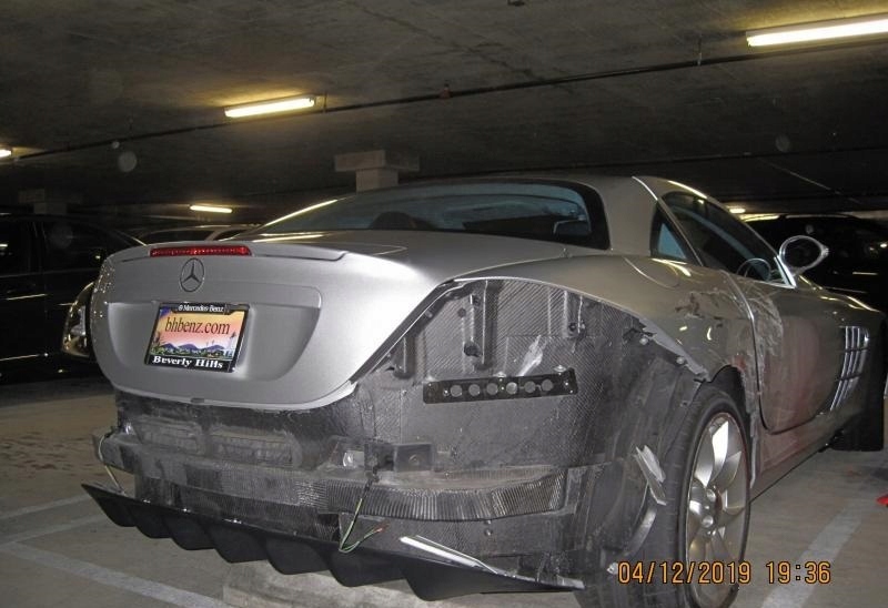 фото №8, Mercedes mclaren slr лампа бампер кришка багажника двері