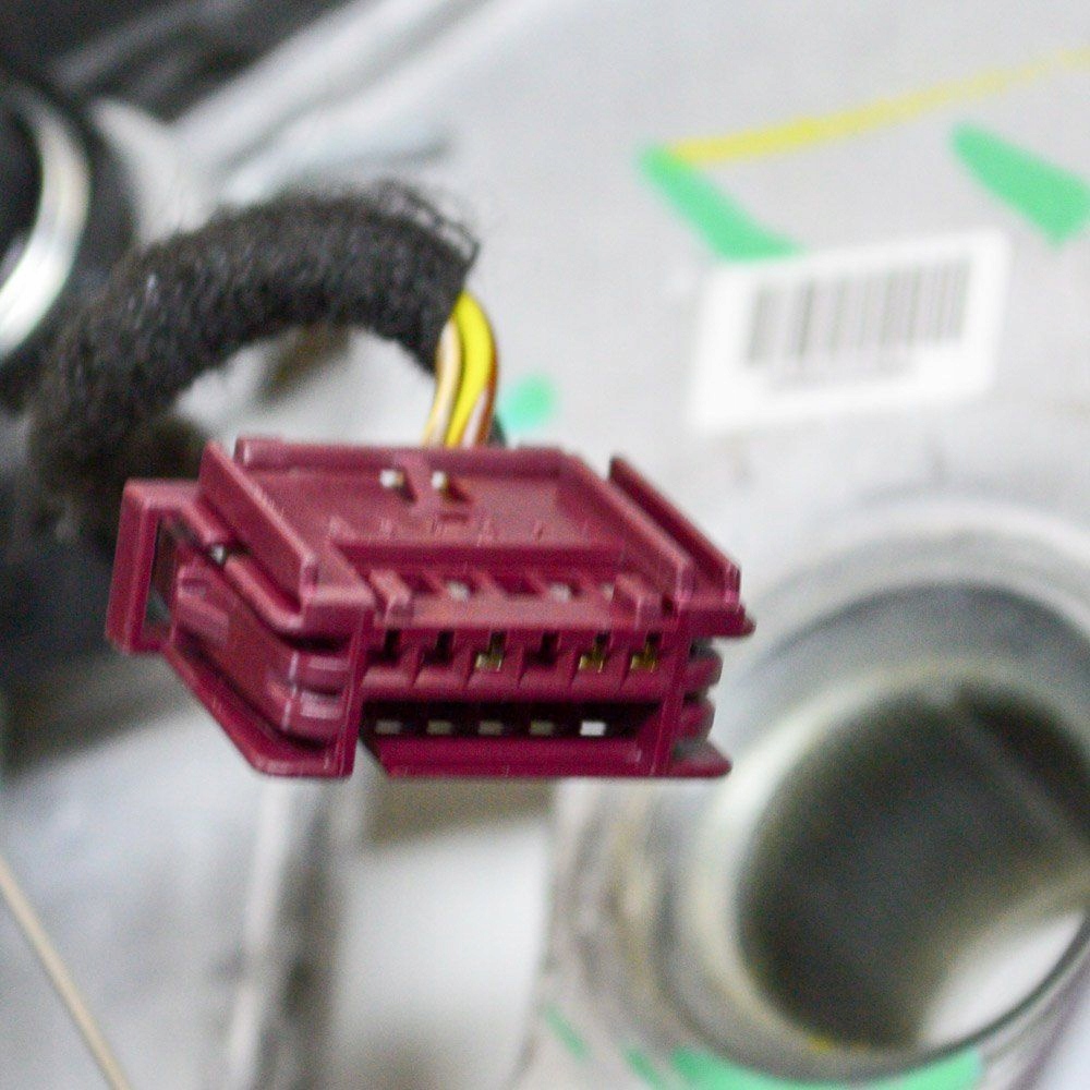 Tesla model 3 2018 воздуховод Недорого