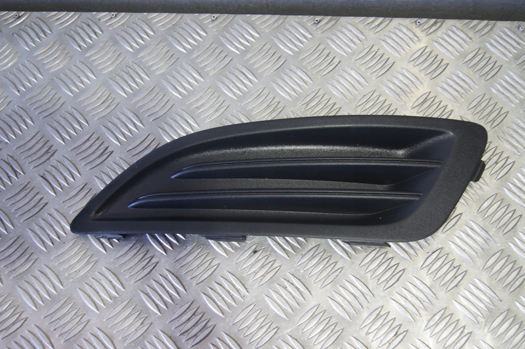 фото №1, Решётка бампера левый перед fiesta mk7