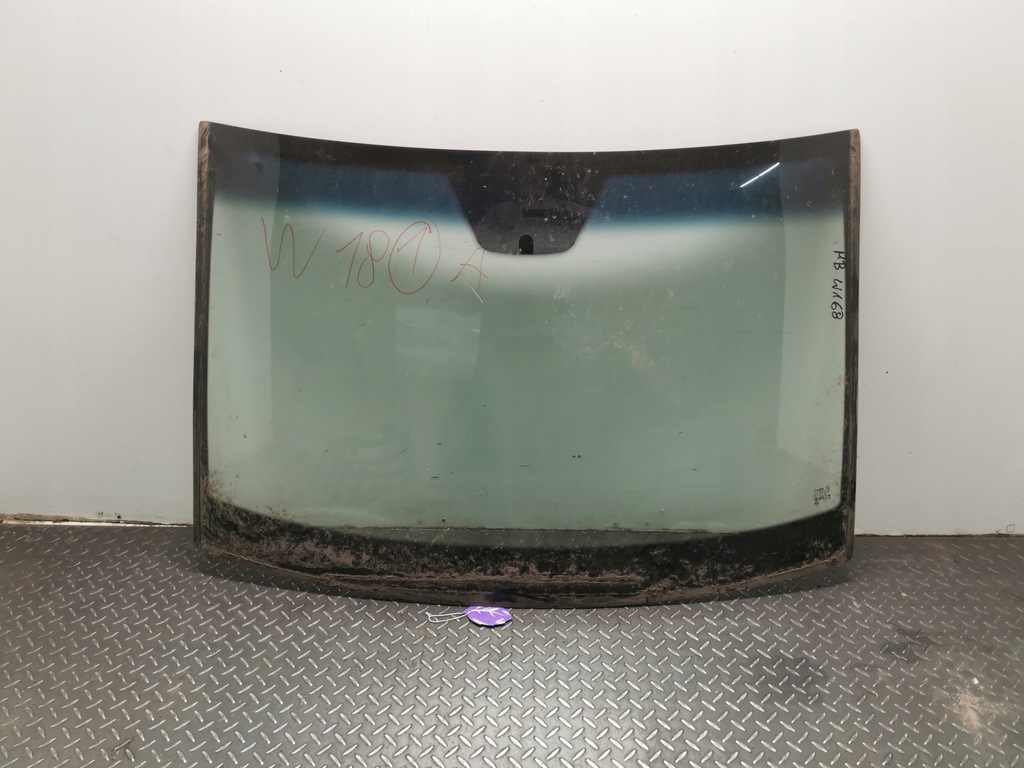 фото №1, Стекло перед mercedes w169 заменитель