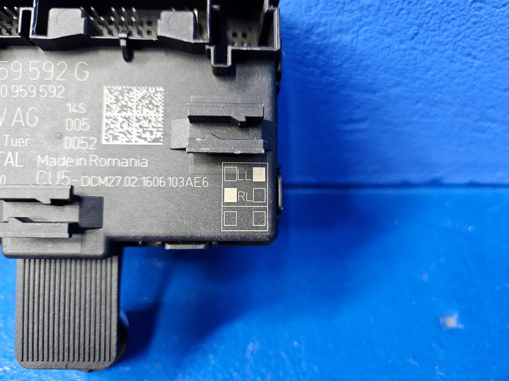 фото №7, Audi a4 b9 8w модуль блок управления дверь 8w0959592g