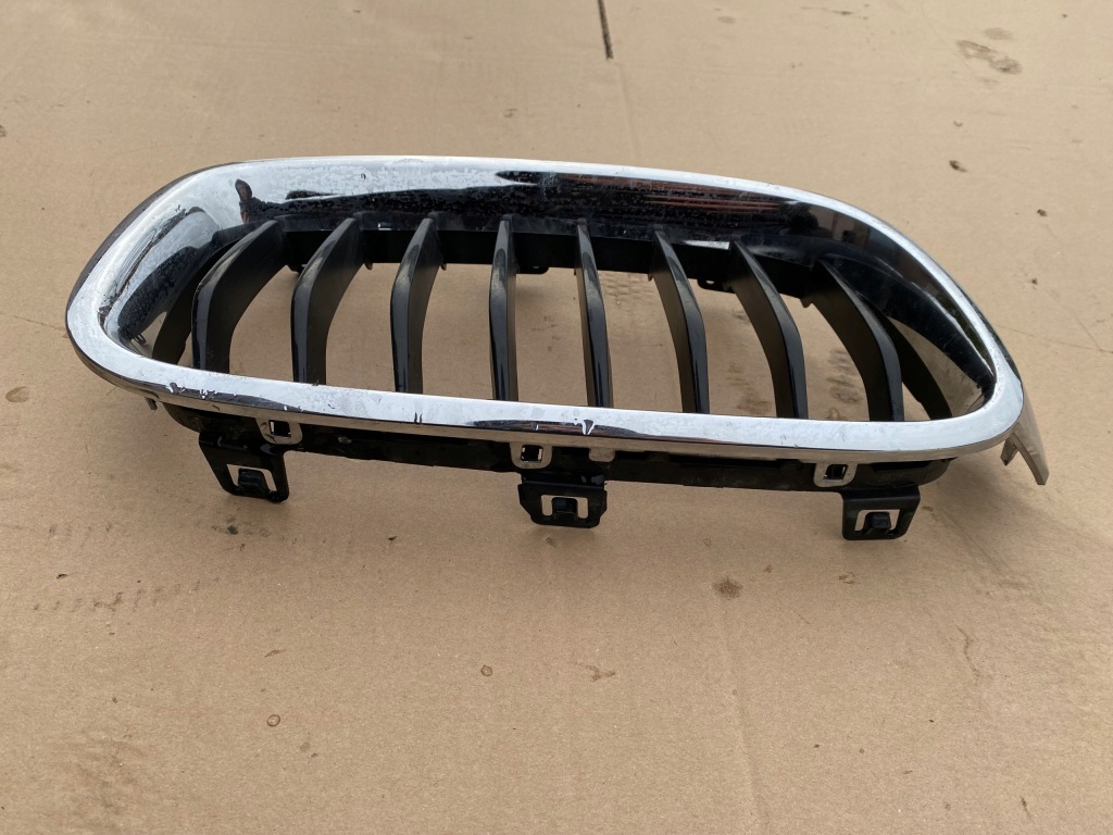 фото №12, Bmw 3 f30 f31 решітка радіатора решітка бампера ліва хром 8748013 оригінал