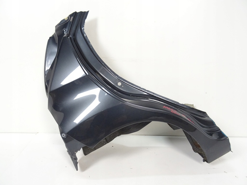 фото №1, Aygo ii 2 крыло правый задняя задний 1e0 5 дверь 5d