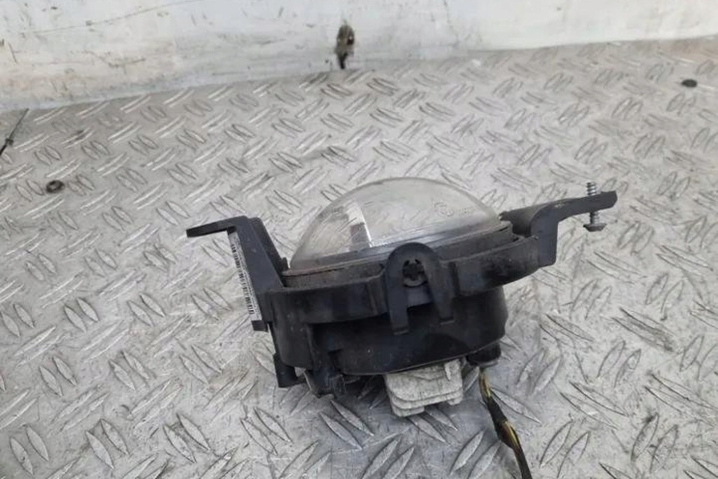 фото №8, Протитуманна фара лівий передній mini countryman r60 9812537 2.0l дизель 105kw 2015