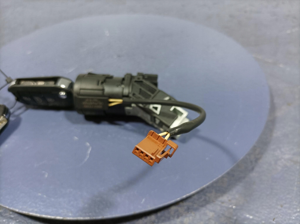 фото №8, Peugeot 2008 i lift замок запалювання ключ pilot 9673257480