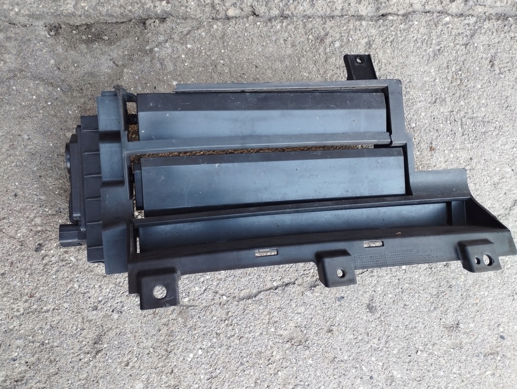 фото №7, Впуск шторка жалюзі повітропровід повітря kia ev6 86991-cvaa0 86981-cvaa0