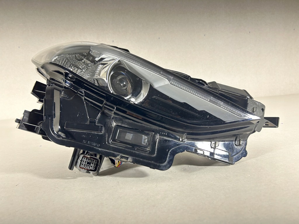 фото №1, Mazda 3 iv bp лампа правая перед full led фара 2019- eu 8 pin super