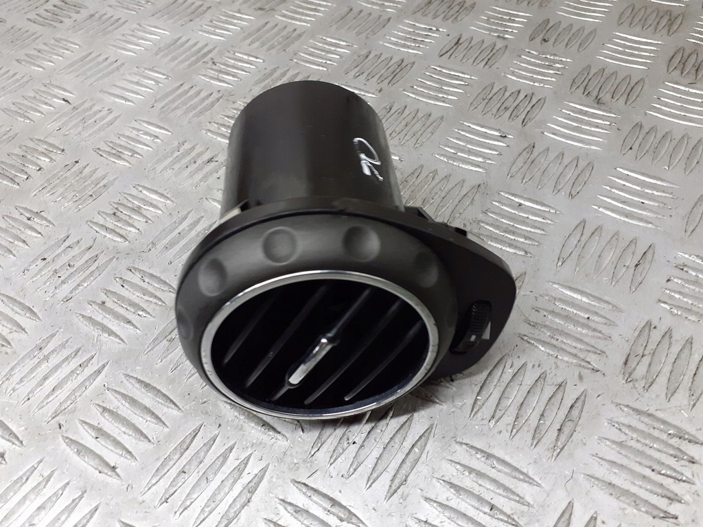 фото №1, Решётка обдув правая alfa romeo gt