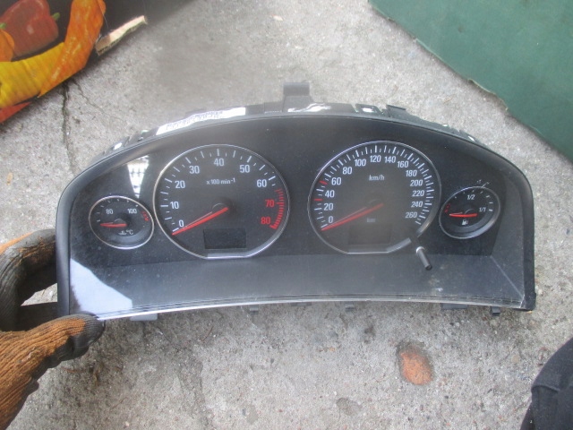 фото №1, Opel signum счетчик приборы 13136739jg