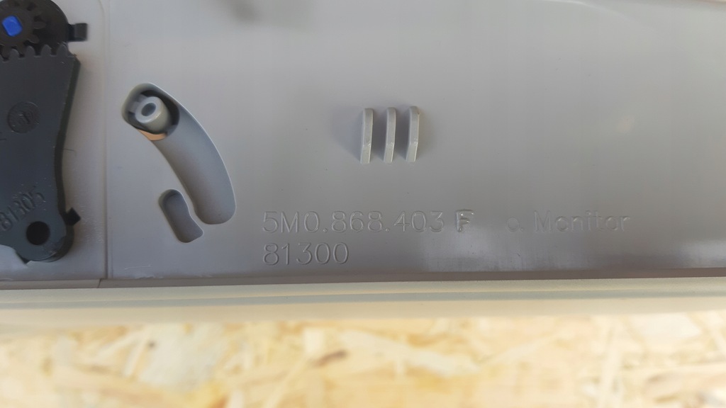 фото №13, Vw tiguan golf 5 plus панель потолочный 5m0868403f