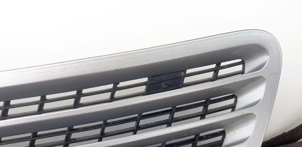 фото №8, Mercedes w203 впуск защита решётка капот жабо перед передняя