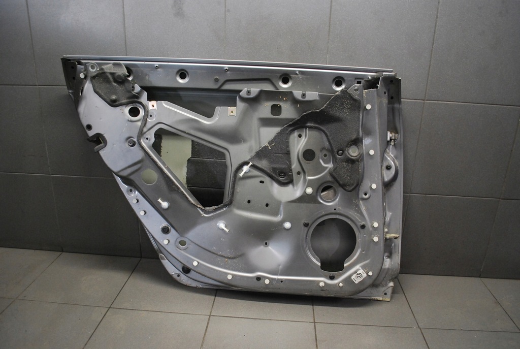 фото №9, Двері лівий задня audi a6 c6 ly7q голий płat