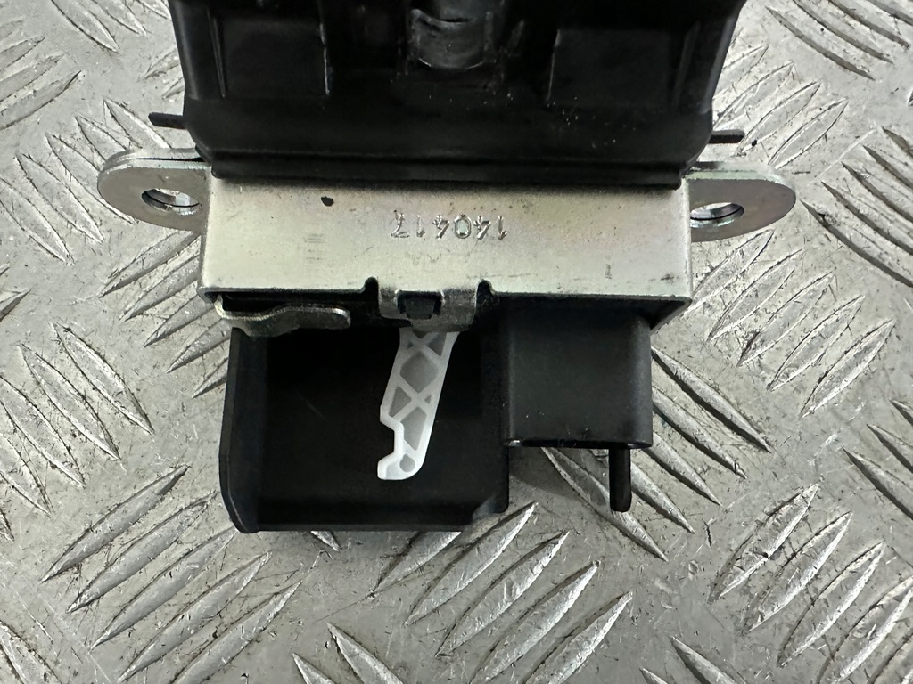 фото №5, Vw polo 6c замок крышки багажника 6r0827505f