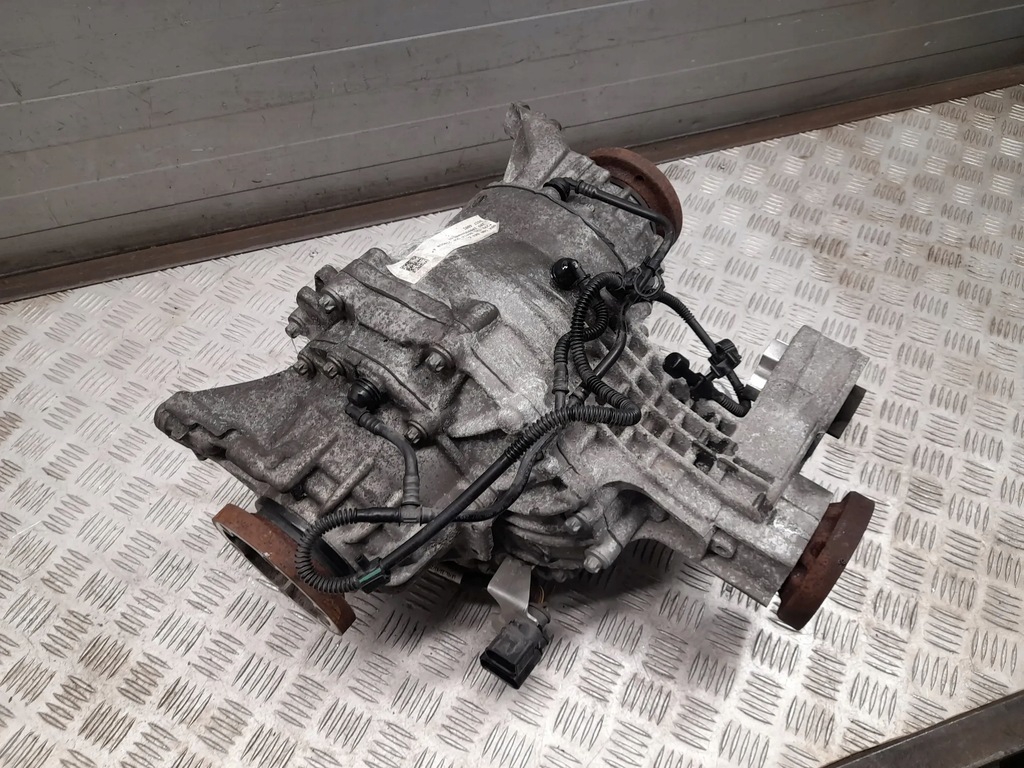 фото №16, Audi sq8 0bx500043c 4.0 benzin 373kw задній повний диференціали oem