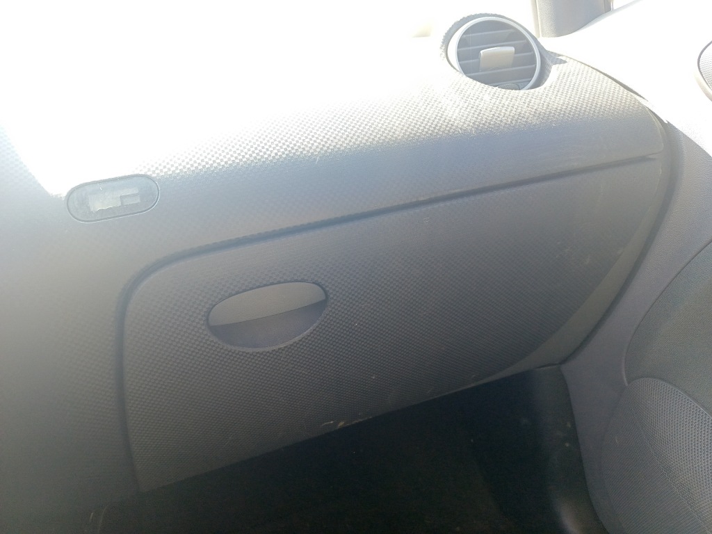 Купити Бардачок пасажира seat altea 1