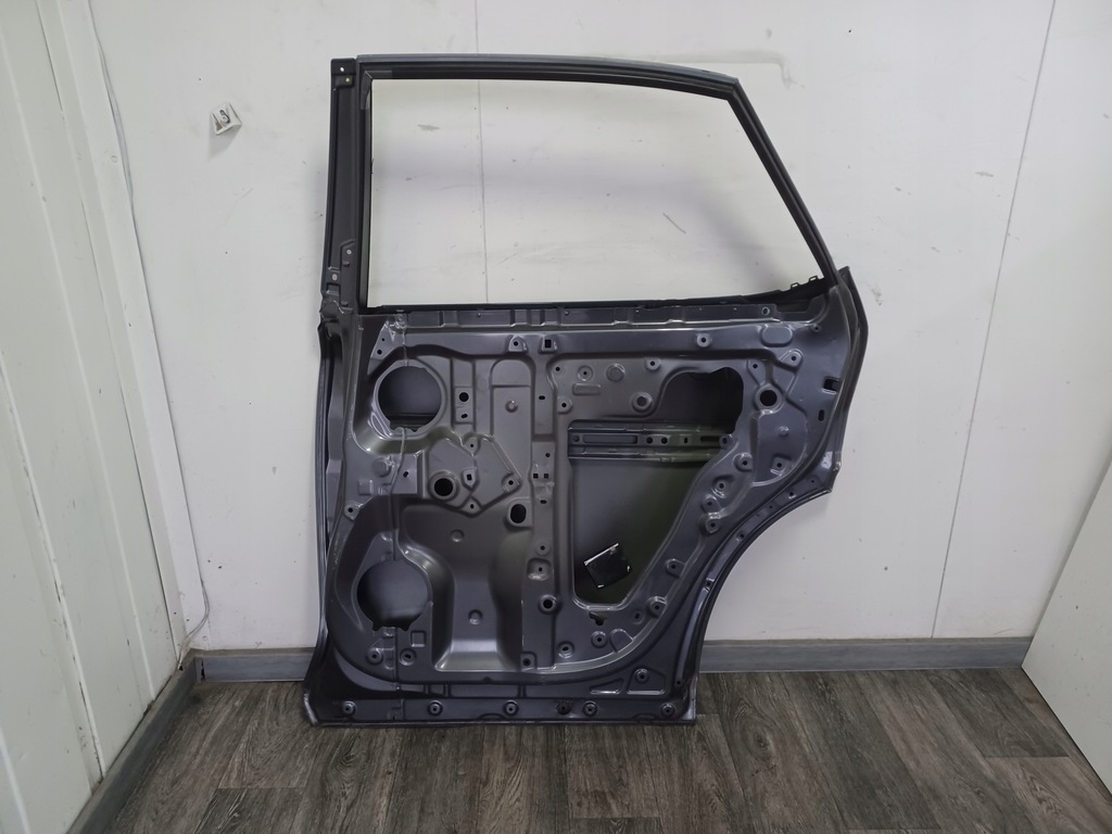 фото №16, Двері --------- lexus rx v 2022- -------- задні праве ----