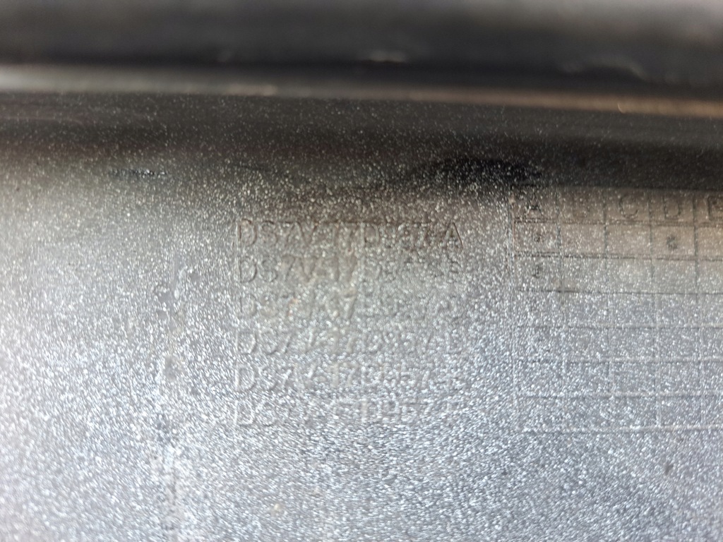 фото №13, Ford mondeo mk5 бампер перед передній 4 x pdc