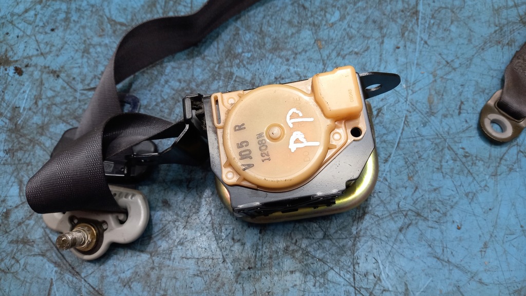 фото №4, Pas безпеки правий перед honda jazz ii 02r