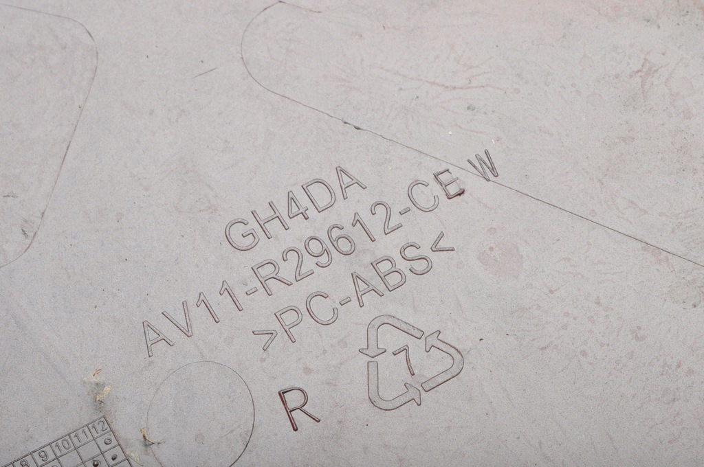 фото №6, Ford b-max накладка крыло правый задняя av11-r29612-cew