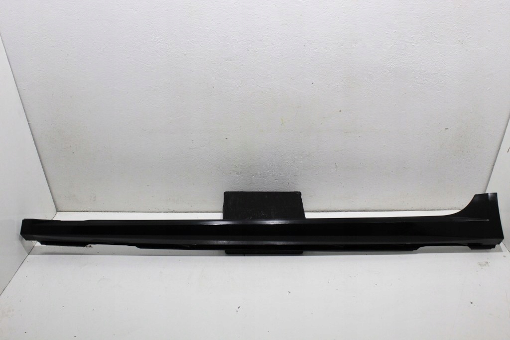 фото №1, Audi a7 4k8 порог молдинг порог левая