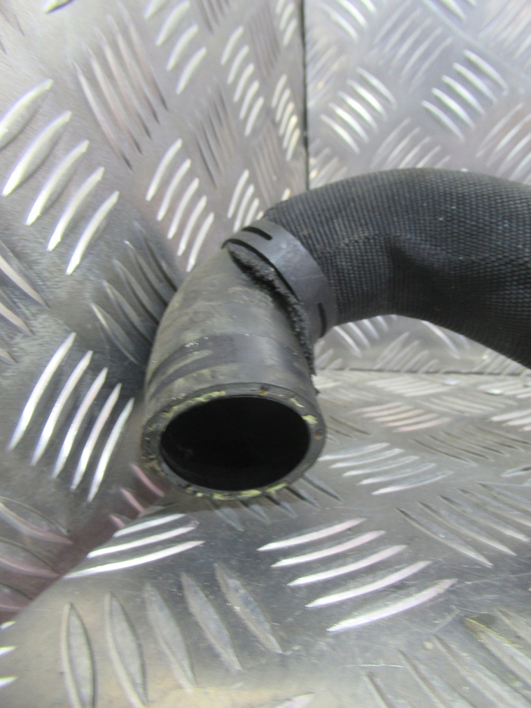 фото №3, Audi r8 шланг wody 420121082a