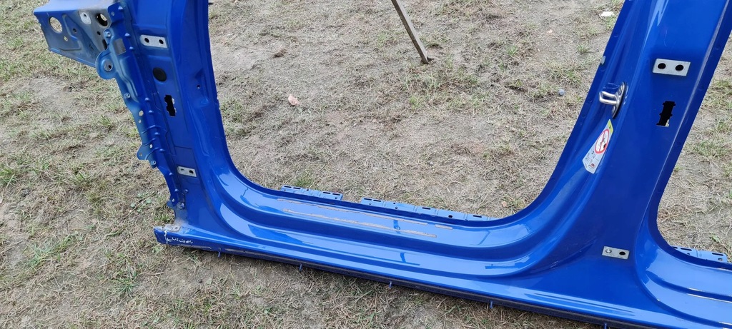 фото №15, S3 8y a3 порог блок двигателя обшивка боковой левая левый sedan lz5m 8y5810075