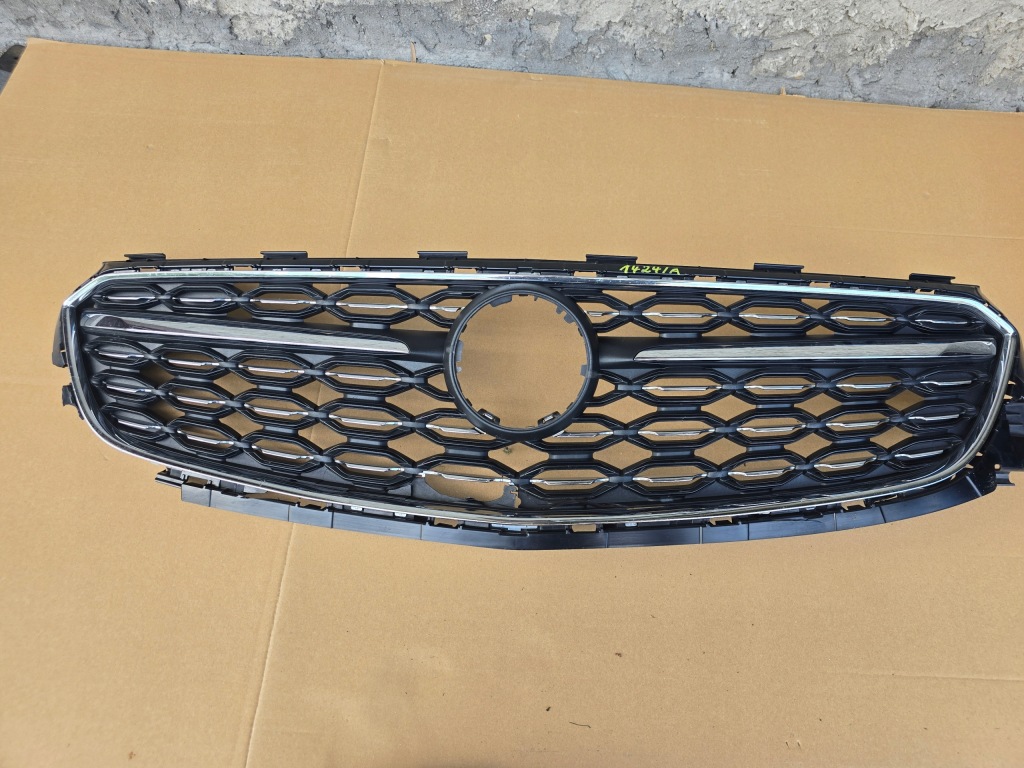 Купить Opel insignia b рестайлинг  20- решётка радиатора решётка радиатора хром оригинал igiełka 392225888