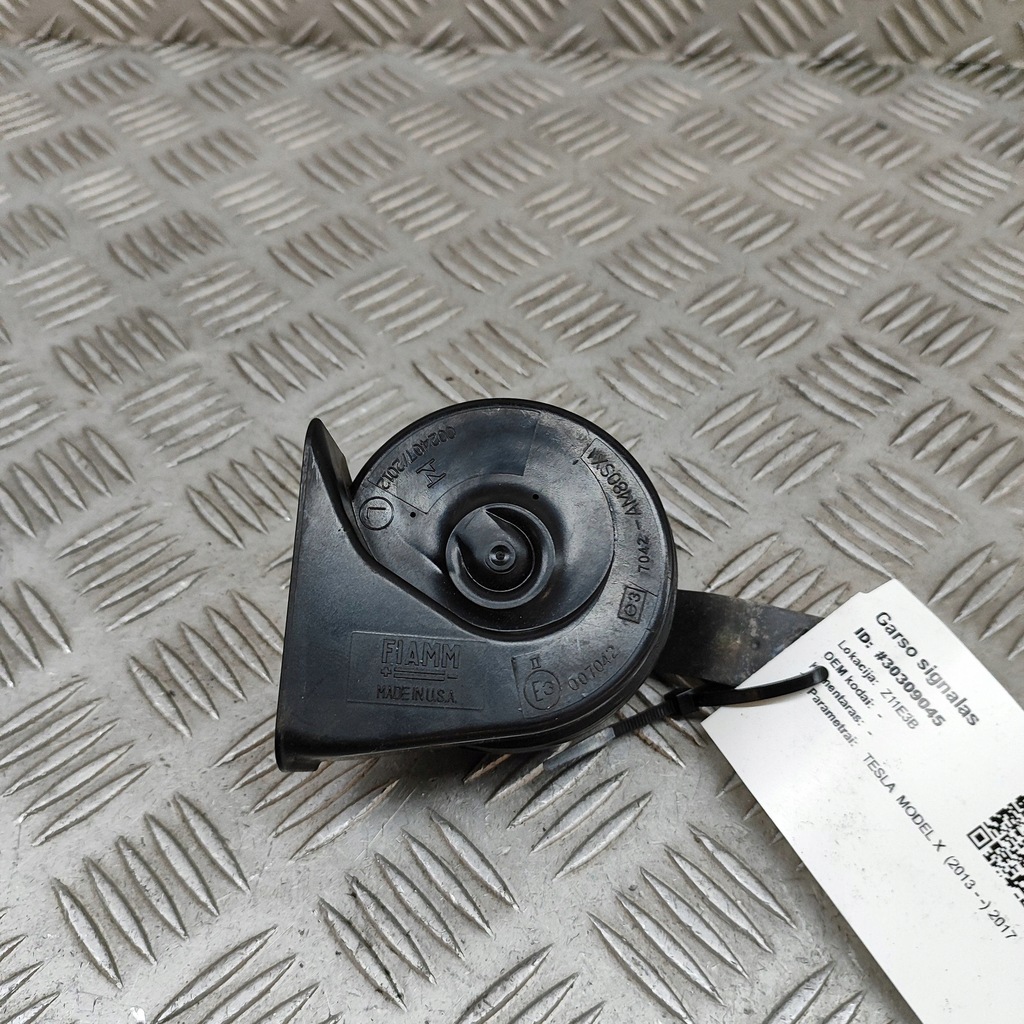 фото №3, Tesla model x 2017 клаксон