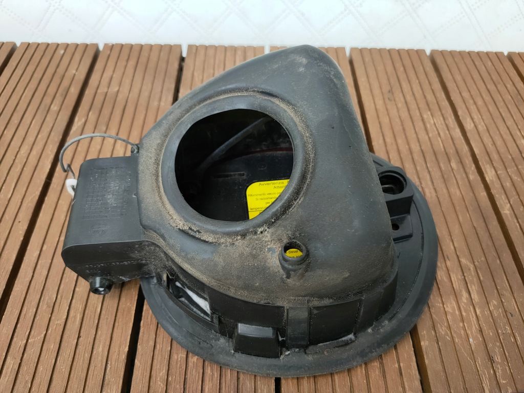 фото №3, Alfa romeo giulietta 10-16 крышка заливной топлива цвет rosso 106/b дизель