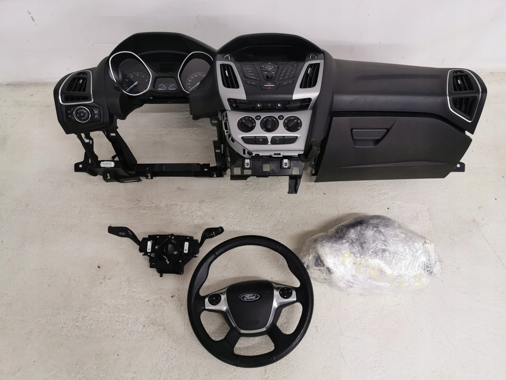 фото №1, Панель приладів консоль ford focus mk3