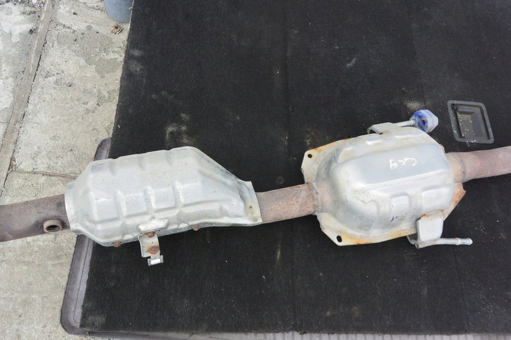 фото №3, Mazda cx9 ii 2.5 16- труба вихлопна гасник