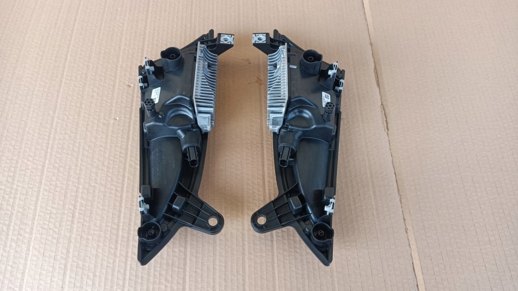 Фара протитуманна фара капот лівий правий led scania s r нове оригінал оригінальний номер Доставка