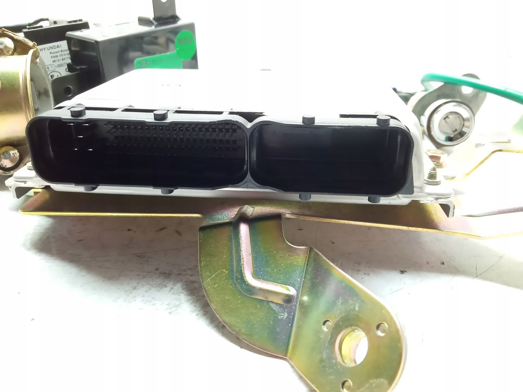 фото №5, Kia cerato i 03-08 2.0 бортовий комп'ютер набір стартовий eu