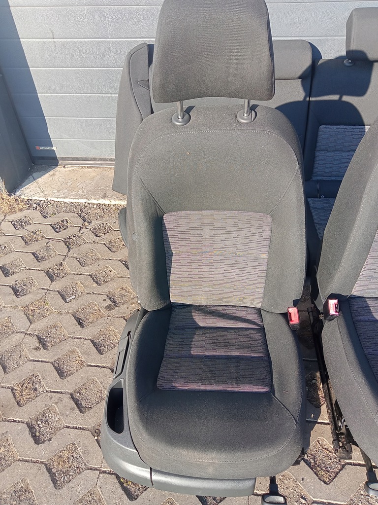 фото №5, Сиденья комплект skoda octavia 2 hb