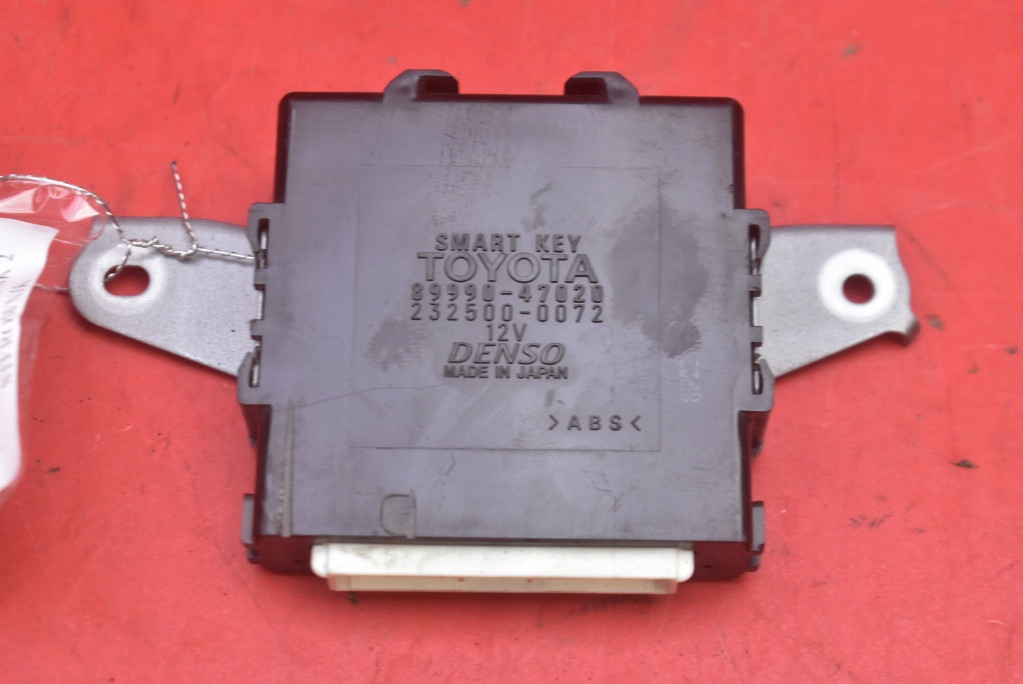 фото №1, Блок керування модуль smart key 89990-47020 232500-0072 toyota prius 2 ii xw20