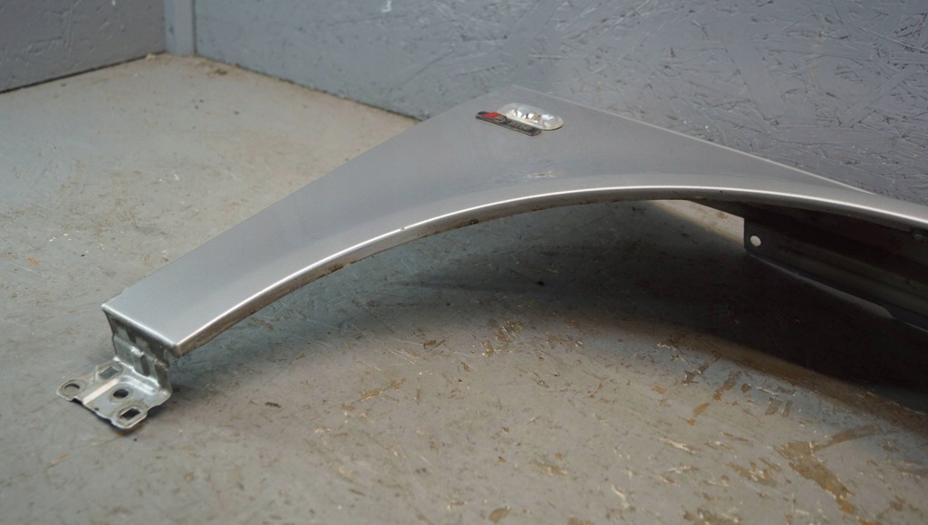 фото №12, Audi a4 b7 крыло правый перед b2881