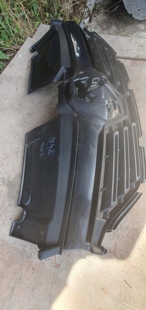 фото №3, Решітка радіатора решітка радіатора бампер перед renault sandero ii 623105875r