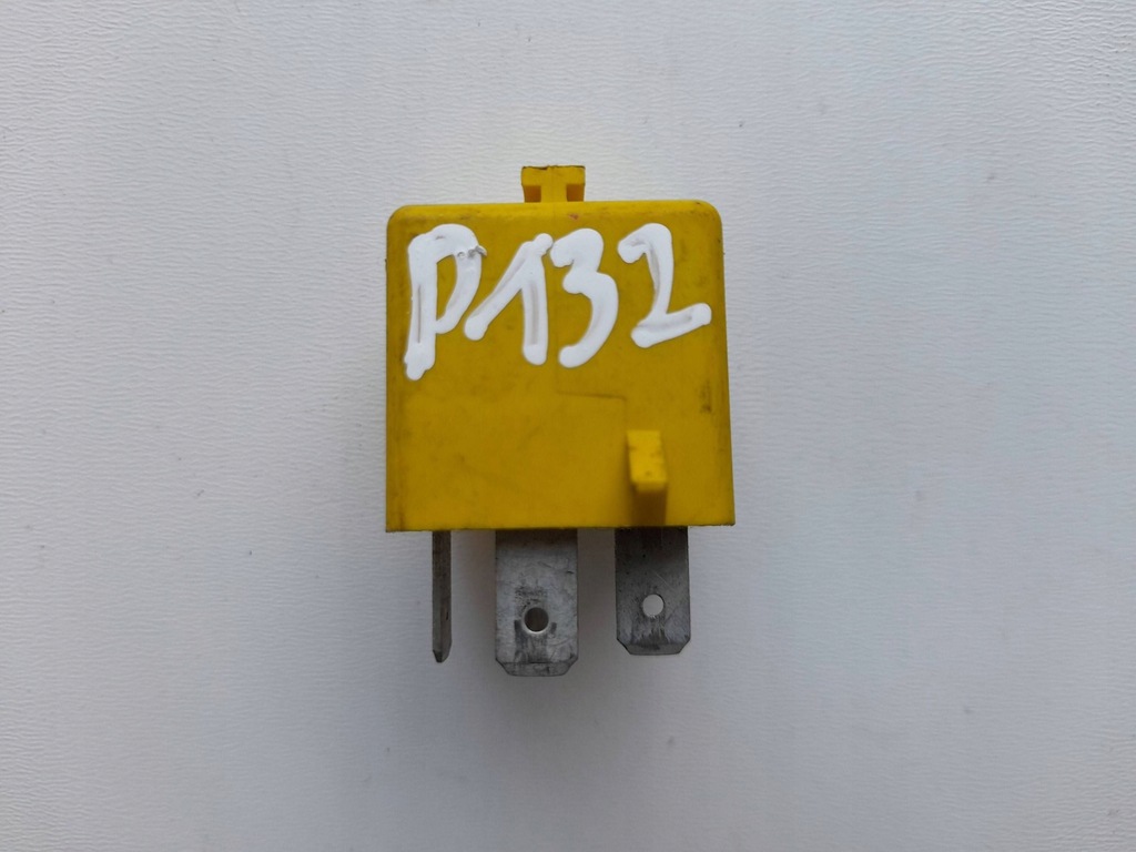 фото №1, Honda civic vi rover реле v23134b52x130 p132