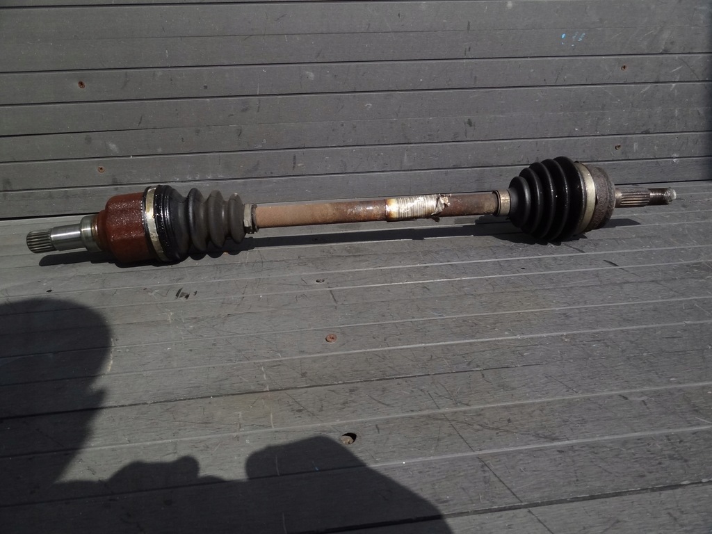 фото №1, Citroen c-elysee 2015 1,6 16v приводной вал передняя левая