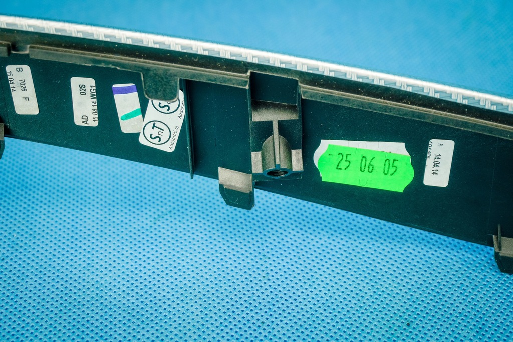 фото №10, Накладки декоративные декоры audi a5 s5 rs5 8t coupe wg1 8k0863305ad