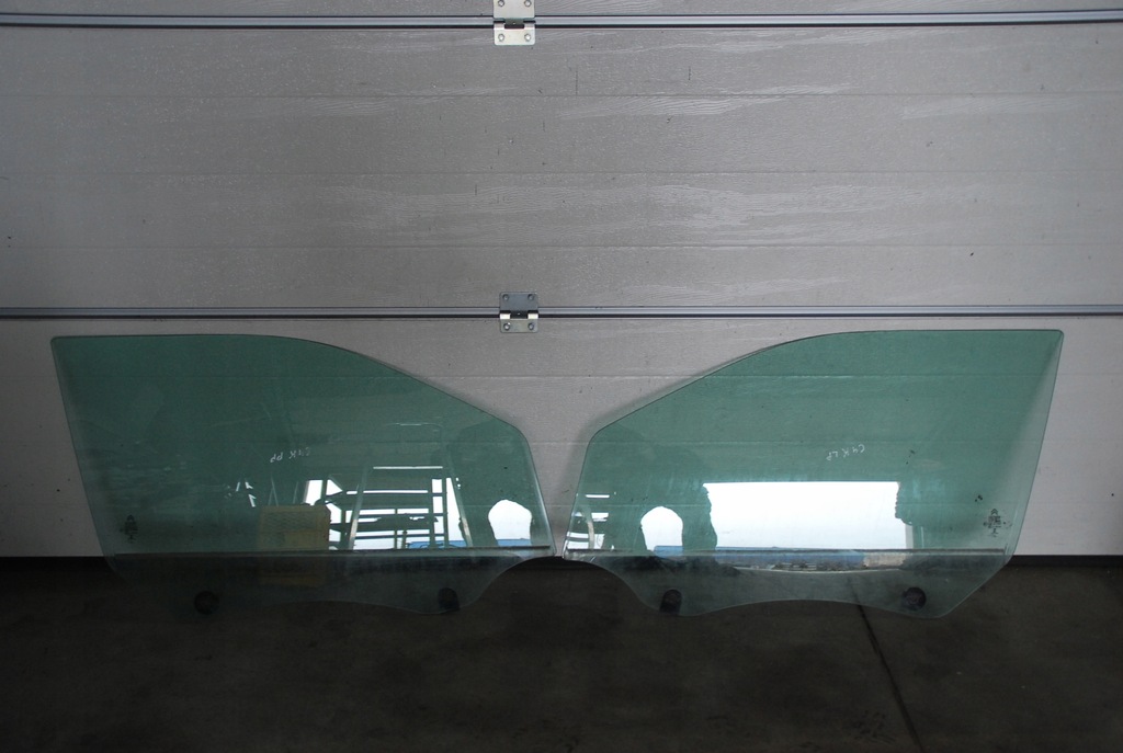 фото №1, Стекло p / l передняя citroen c4 cactus 2016r