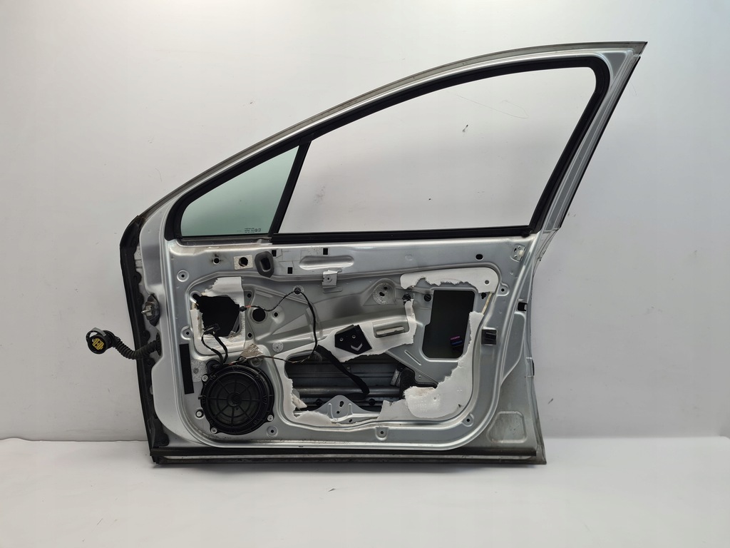 фото №16, Peugeot 407 дверь правый перед ezrc